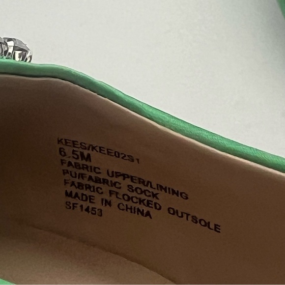 Steve Madden Green SATIN Party Kees Rhinestone Embellished Kitten Mule 6.5 Chic - Picture 10 of 11